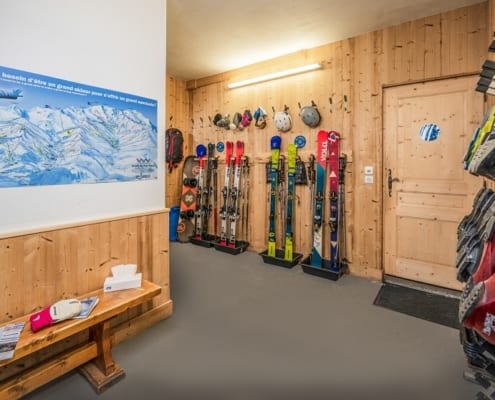 ski room 900px 1